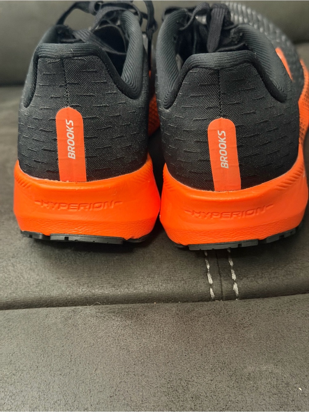 Brooks Hyperion Tempo 2022 Women’s Running Shoes Size 7.5 NWOB Black Orange - Picture 4 of 9